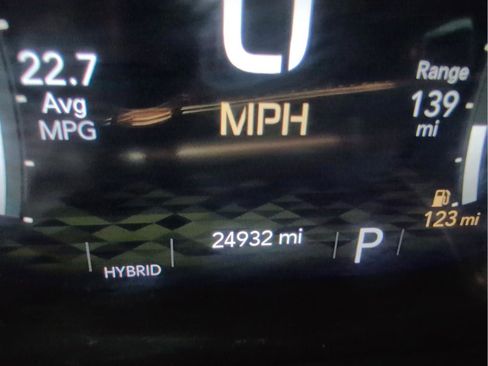 Used 2021 Jeep Wrangler Unlimited Sahara w/ Safety Group image 13