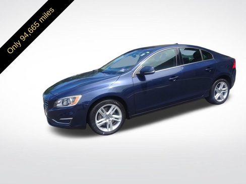 Used 2015 Volvo S60 T5 Premier w/ Convenience Package AWD/4WD image 2