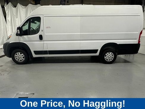 Used 2022 RAM ProMaster 3500 w/ Premium Convenience Group (B) FWD image 4