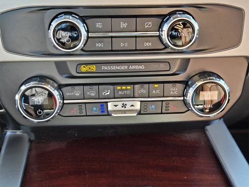 Used 2022 Ford F450 King Ranch w/ King Ranch Ultimate Package image 17