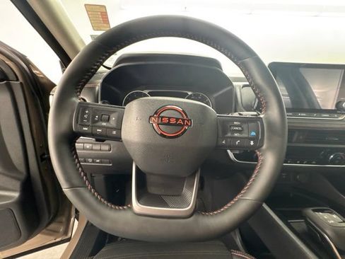 Used 2026 Nissan Rogue SV AWD/4WD image 20