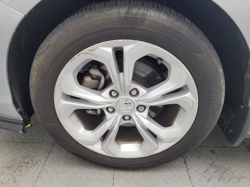 Used 2024 Honda Accord LX image 31