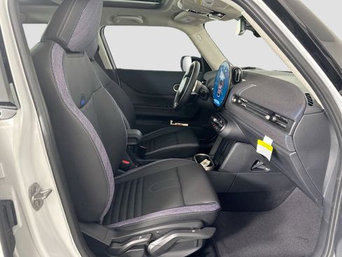 Used 2025 MINI Cooper S image 26