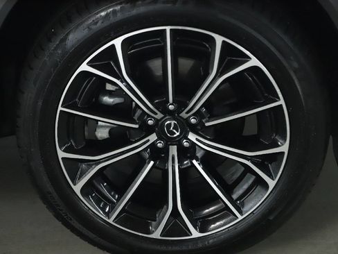 Certified 2025 MAZDA CX-70 Plug-In Hybrid w/ Premium Pkg AWD/4WD image 13