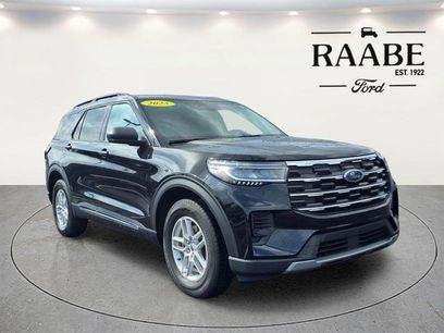 Used 2025 Ford Explorer Active
