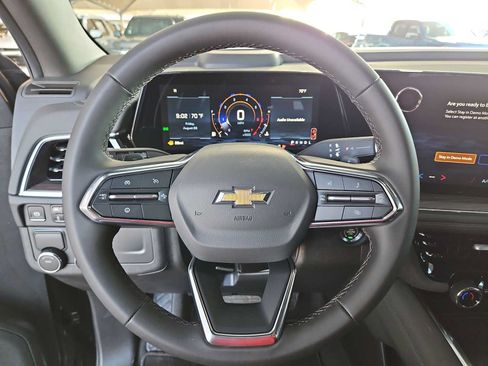 Used 2026 Chevrolet Tahoe LS RWD image 19