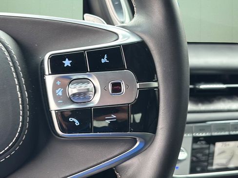 Used 2024 Genesis G90 3.5T image 27