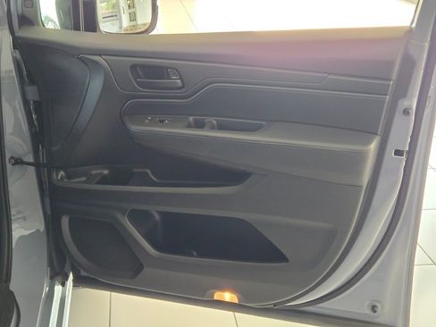 Used 2023 Honda Odyssey Sport image 5