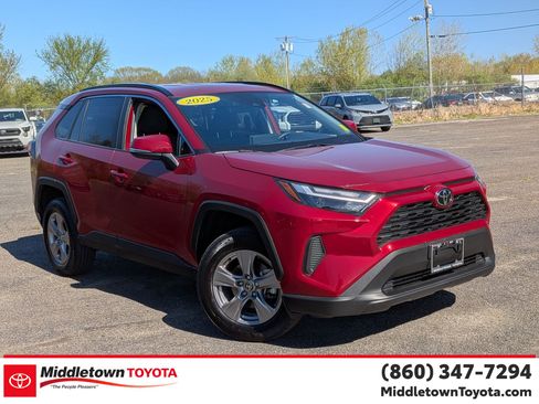 Certified 2025 Toyota RAV4 XLE AWD/4WD image 1