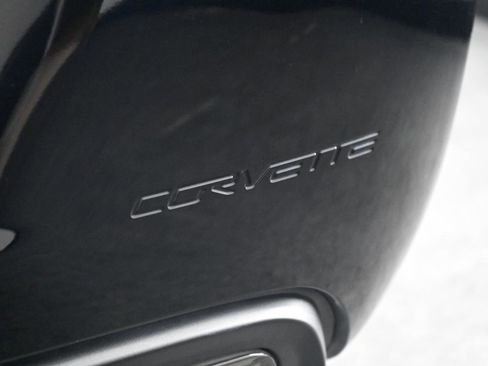 Used 2006 Chevrolet Corvette Convertible w/ Preferred Equipment Group RWD image 13