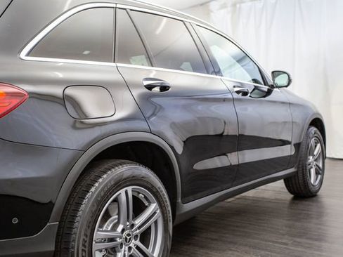 Used 2020 Mercedes-Benz GLC 300 4MATIC w/ Parking Assistance Package image 33