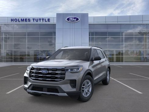 New 2026 Ford Explorer Active image 2
