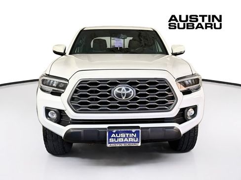 Used 2021 Toyota Tacoma TRD Off-Road w/ Technology Package AWD/4WD image 2