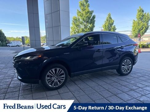 Used 2021 Toyota Venza XLE w/ Softex Package AWD/4WD image 21