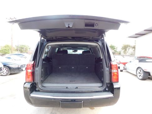 Used 2018 Chevrolet Suburban Premier image 24
