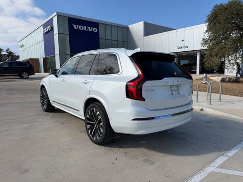 Used 2026 Volvo XC90 T8 Ultra w/ Protection Package Premier AWD/4WD image 4