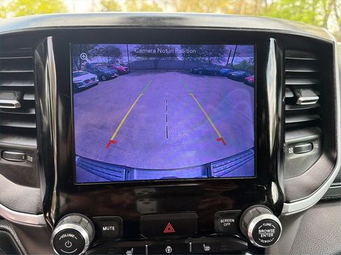 Used 2019 RAM 1500 Big Horn AWD/4WD image 24