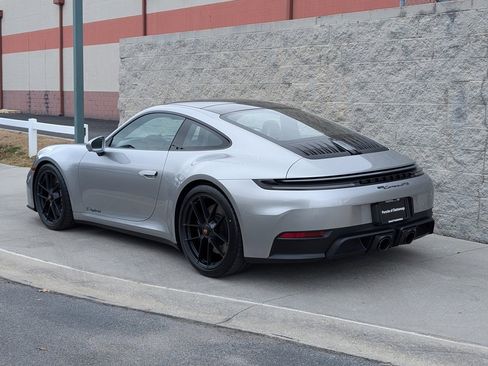New 2026 Porsche 911 Carrera GTS image 4