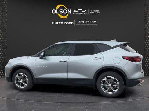 Certified 2025 Chevrolet Blazer LT AWD/4WD image 9