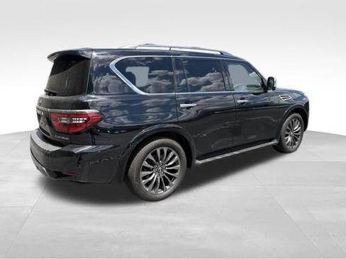 Used 2023 Nissan Armada Platinum w/ Captain's Chairs Package AWD/4WD image 12