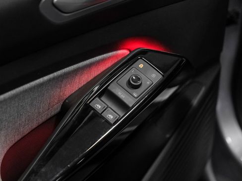 Used 2023 Volkswagen ID.4 Pro image 44