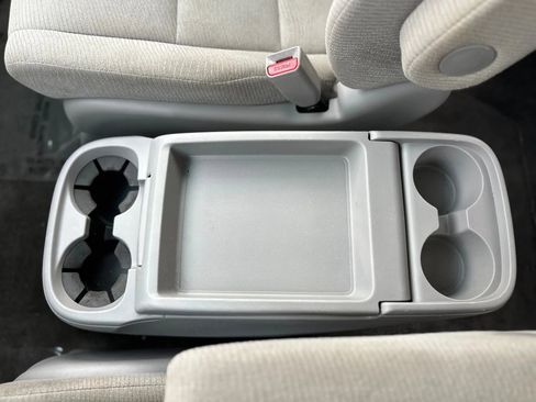 Used 2011 Honda Odyssey EX image 29