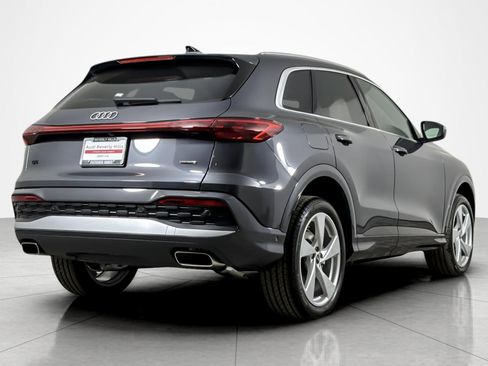New 2025 Audi Q5 Premium Plus image 6