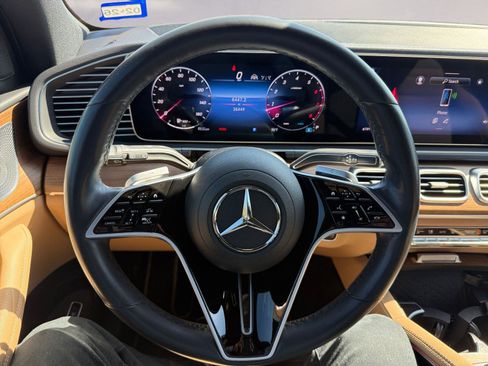 Used 2024 Mercedes-Benz GLE 450 4MATIC image 12