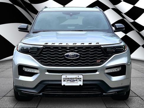 Used 2022 Ford Explorer ST w/ Equipment Group 401A AWD/4WD image 3