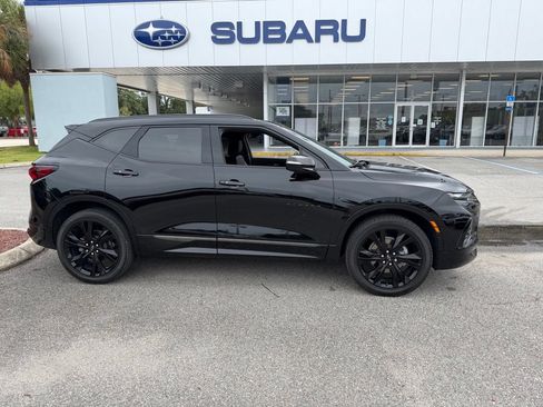 Used 2021 Chevrolet Blazer RS w/ Enhanced Convenience Package FWD image 2