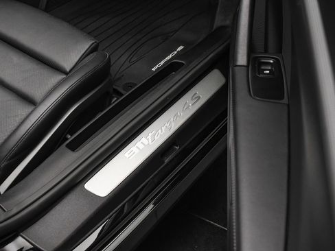 Used 2022 Porsche 911 Targa 4S image 45