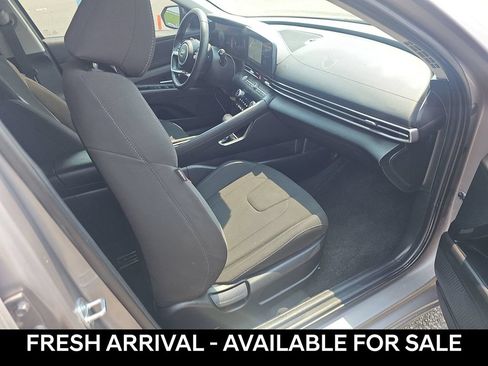 Used 2023 Hyundai Elantra SEL w/ Convenience Package FWD image 14