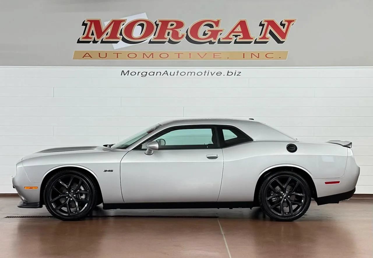 Used 2023 Dodge Challenger R/T w/ Blacktop Package RWD image 6