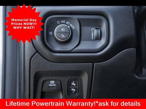 New 2025 RAM 1500 Big Horn AWD/4WD image 40