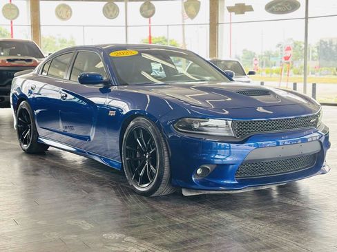 Used 2022 Dodge Charger Scat Pack w/ Dynamics Package RWD image 4