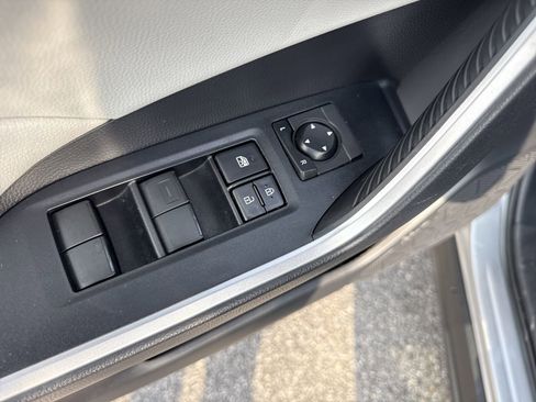 Used 2020 Toyota RAV4 XLE image 14