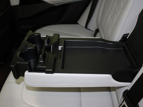 New 2026 BMW X5 sDrive40i w/ Climate Comfort Package image 22