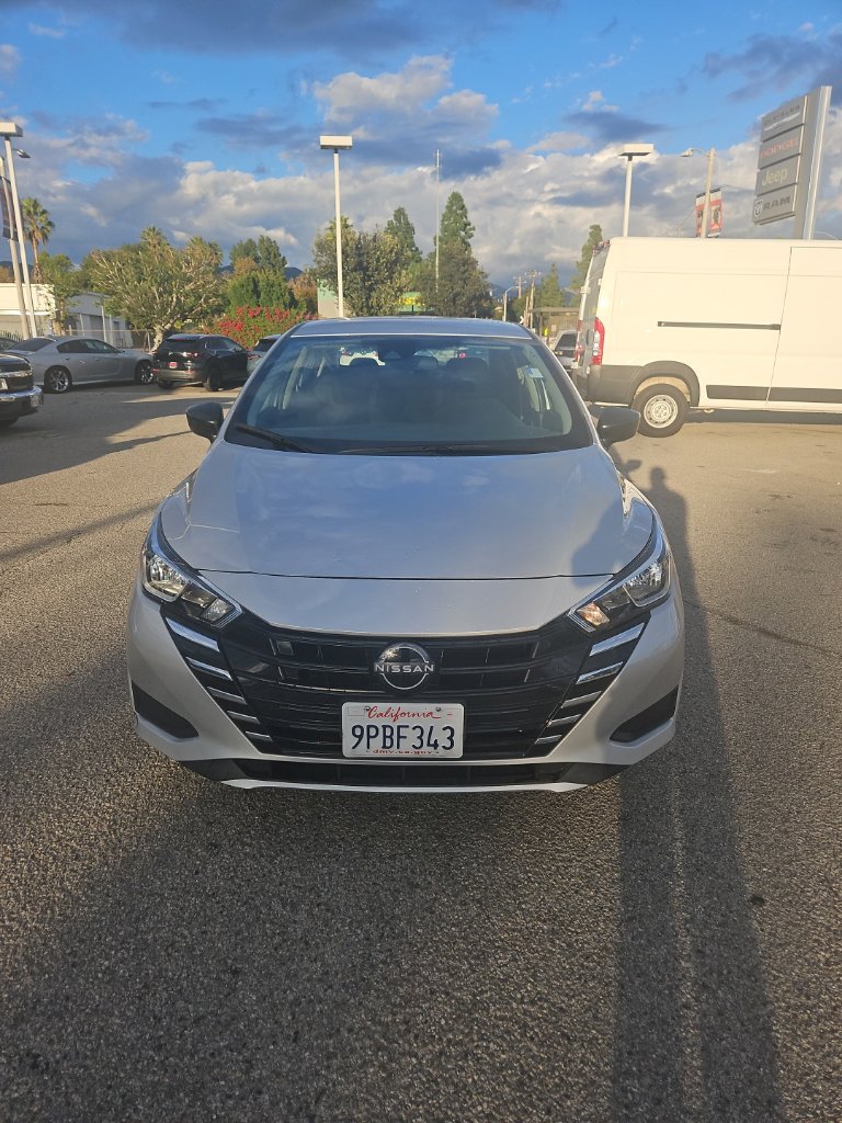 Used 2024 Nissan Versa S w/ S Plus Package FWD image 4