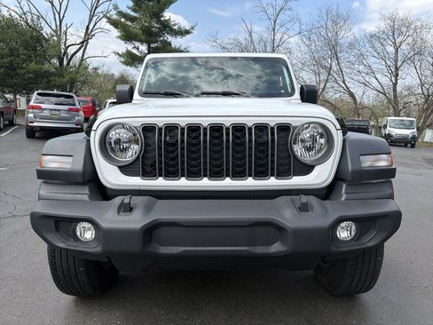 Certified 2025 Jeep Wrangler Sport AWD/4WD image 2