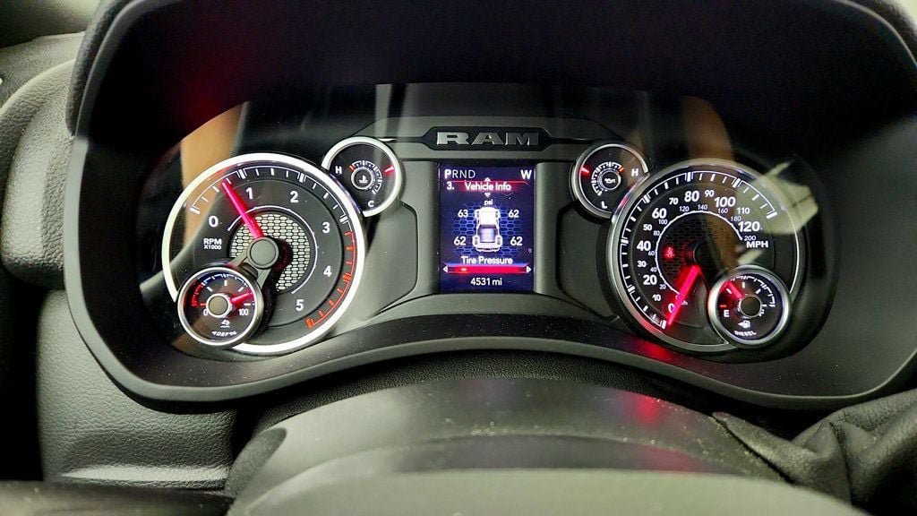 Used 2025 RAM 2500 Tradesman AWD/4WD image 15