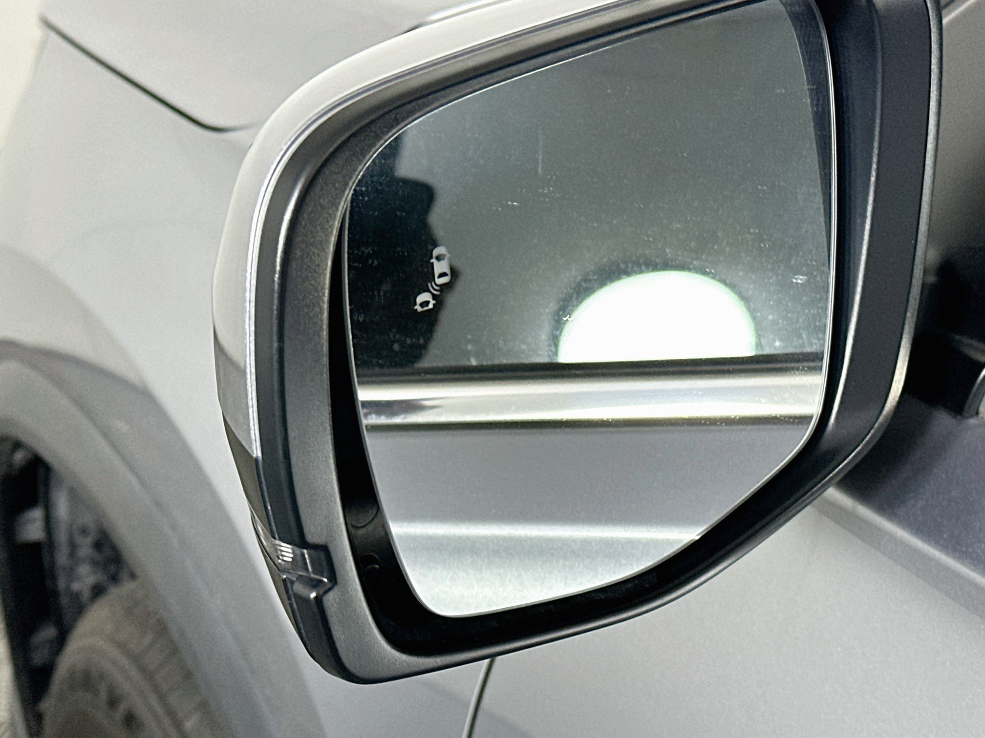 Used 2025 Honda Pilot EX-L image 16