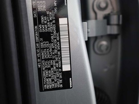 Used 2018 Volvo XC60 T6 R-Design w/ Convenience Package image 42