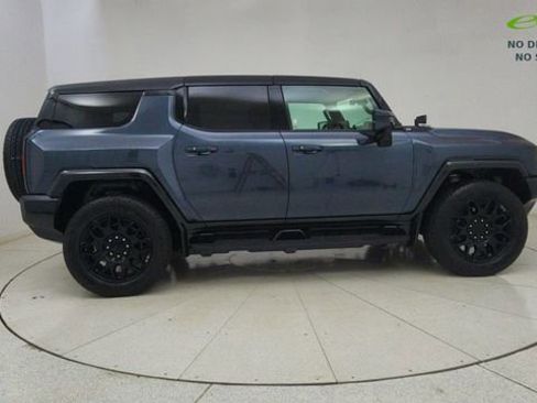 Used 2025 GMC Hummer EV 3X w/ LPO, Illumination Package AWD/4WD image 68
