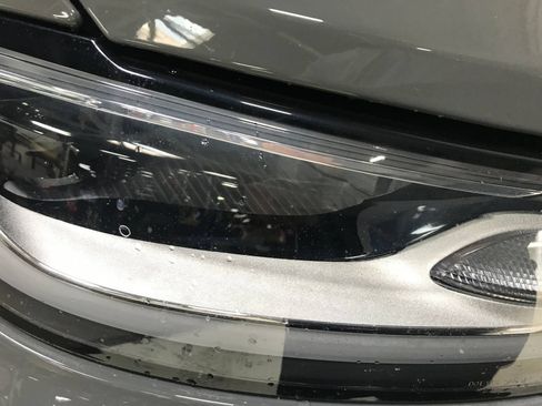 Used 2022 Chrysler Pacifica Touring-L AWD/4WD image 29