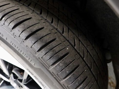 Used 2024 Mitsubishi Outlander SE image 21