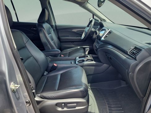 Certified 2019 Honda Ridgeline RTL-T image 18