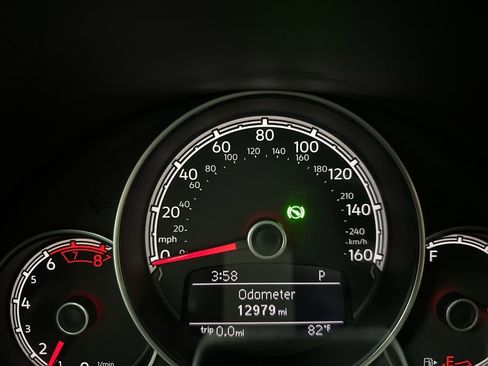 Used 2019 Volkswagen Beetle 2.0T S image 15