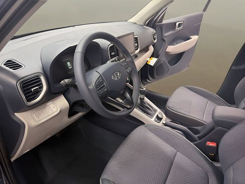 New 2026 Hyundai Venue SEL FWD image 21