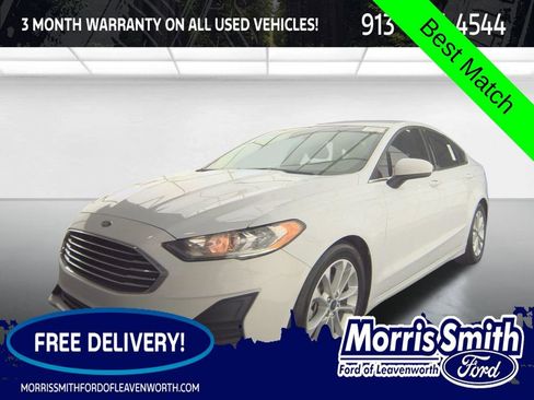 Used 2019 Ford Fusion SE FWD image 1