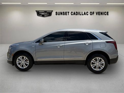 Certified 2024 Cadillac XT5 Luxury FWD image 6